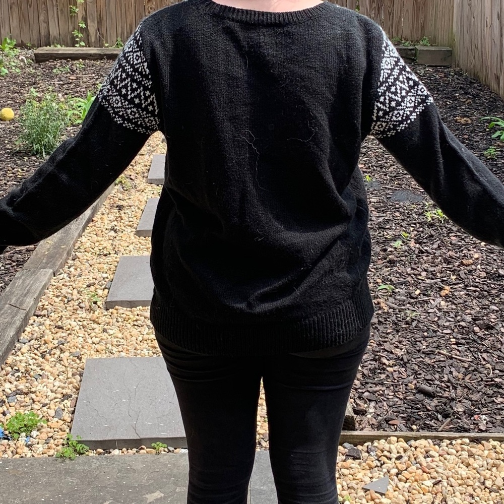 Sweater - Picture 3 of 3